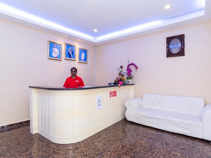 Oyo 1228 R & R Motel Джохор Бахру Екстериор снимка